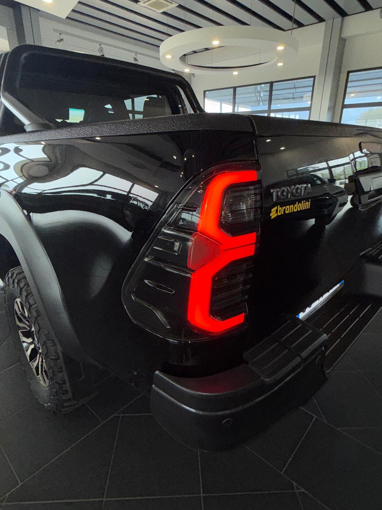 Toyota Hilux 2.8 D-4D A/T GR SPORT IVA ESPOSTA my24"