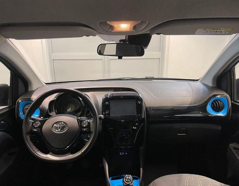 Toyota Aygo 1.0 VVT-i 72 CV 5 porte x-trend