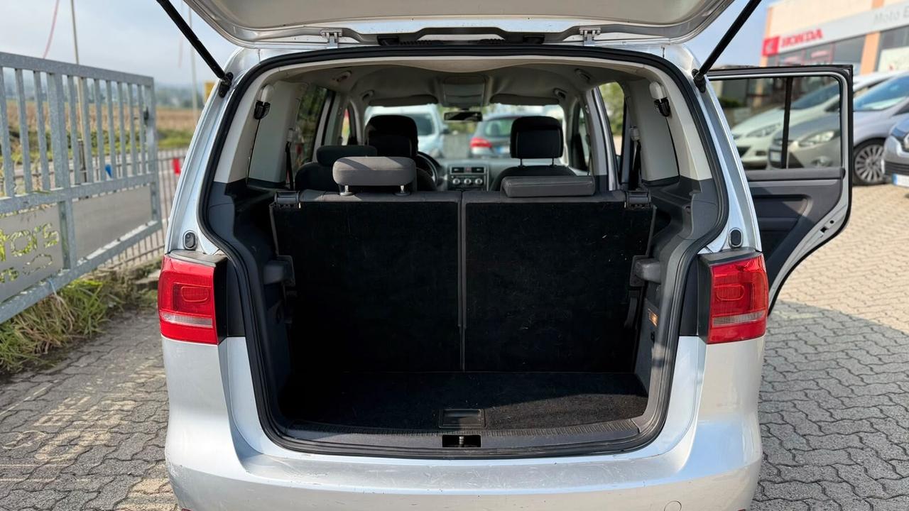 VW TOURAN 1.6 DIESEL 7 POSTI AUTOMATICO NEOP.