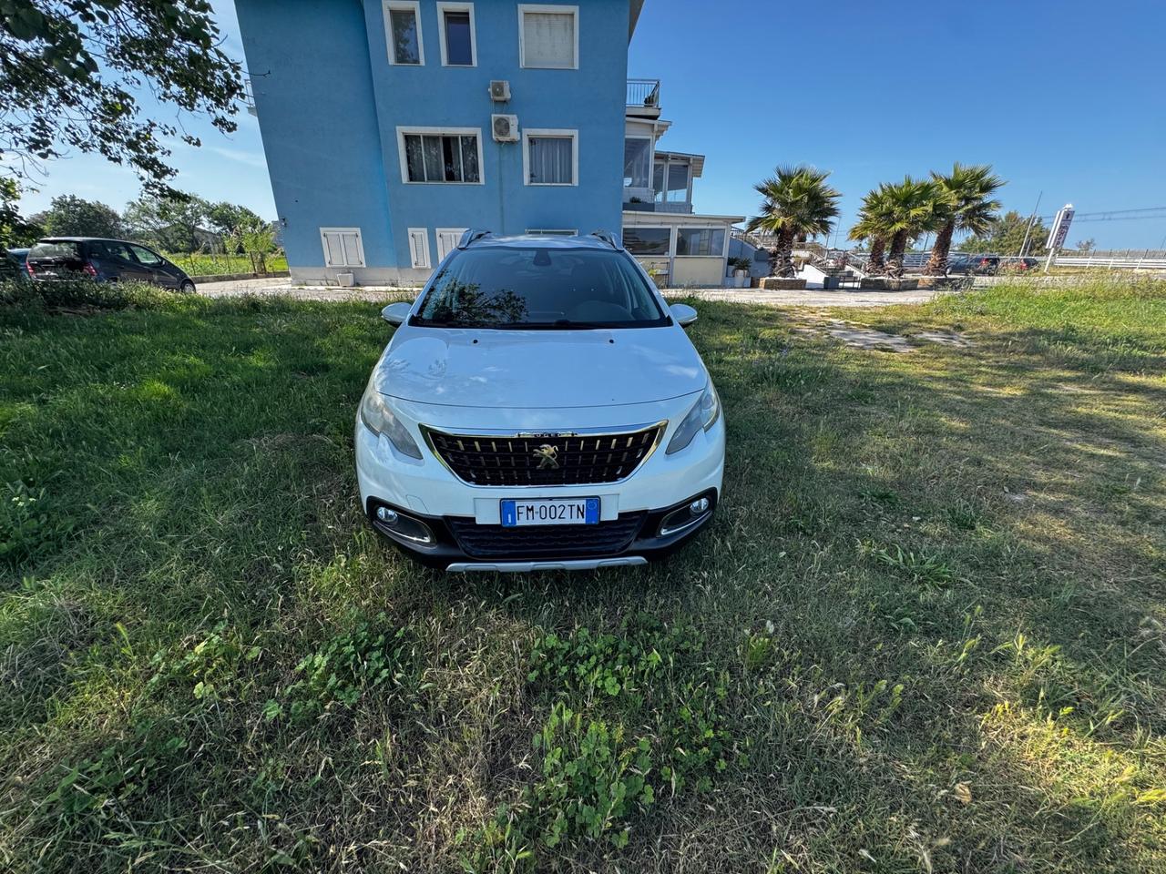 Peugeot 2008 BlueHDi 120 S&S Allure Neo P ok