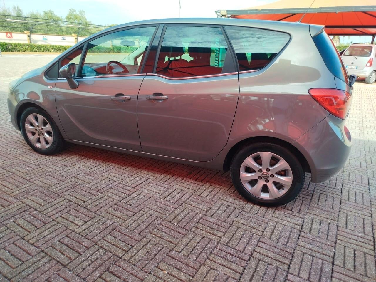 Opel Meriva 1.3 CDTI 95CV ecoFLEX Cosmo