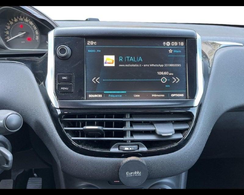 Peugeot 208 I 2015 1.2 puretech Active s&s 82cv 5p neopatentati