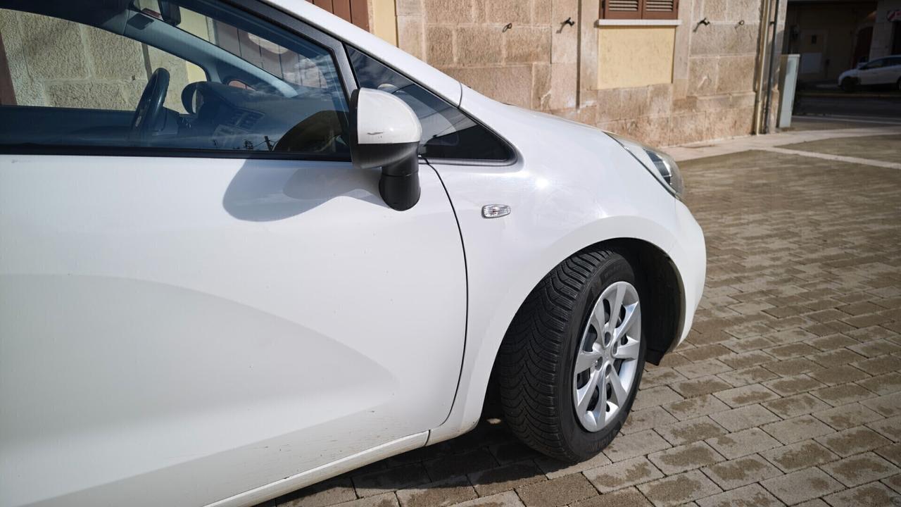 Kia Rio 1.4 CRDi 5p. Cool diesel 90cv