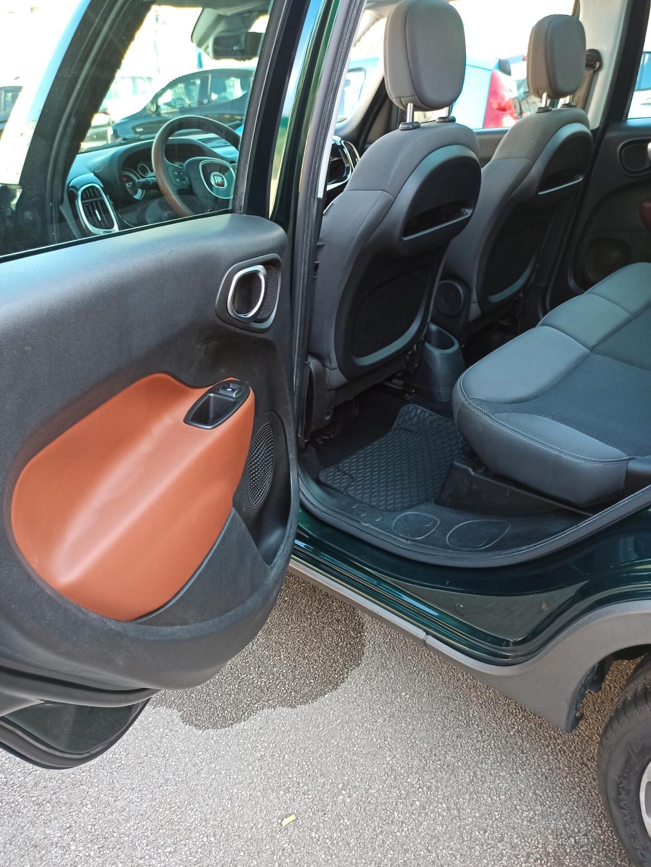 Fiat 500L 1.3 Multijet 85 CV Trekking Tetto panoramico bicolore