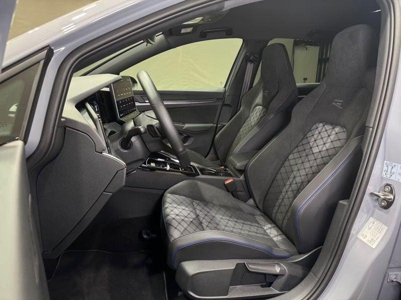 Volkswagen Golf 1.5 eTSI ACT 110kW R-Line DSG CAMERA 360 LED NAVI