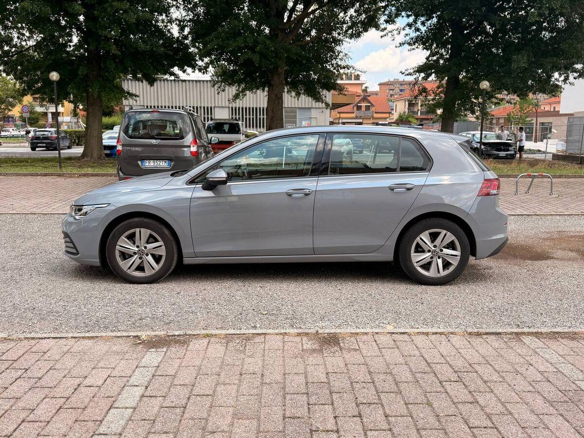 Volkswagen Golf 2.0 tdi Life 115cv dsg