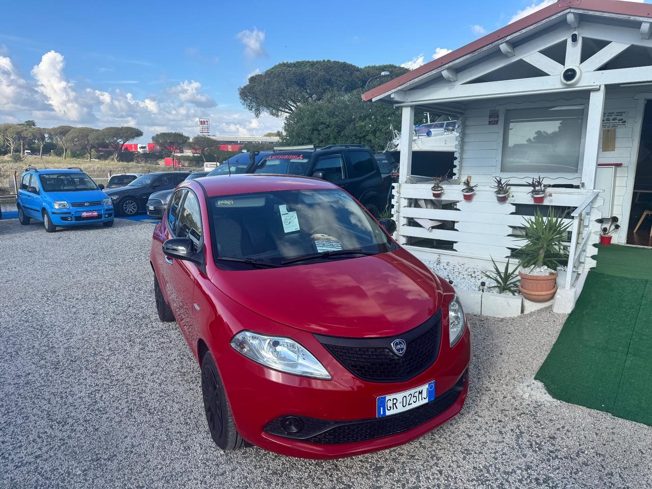 Lancia Ypsilon 1.0 FireFly 5 porte Hybrid GARANTITA
