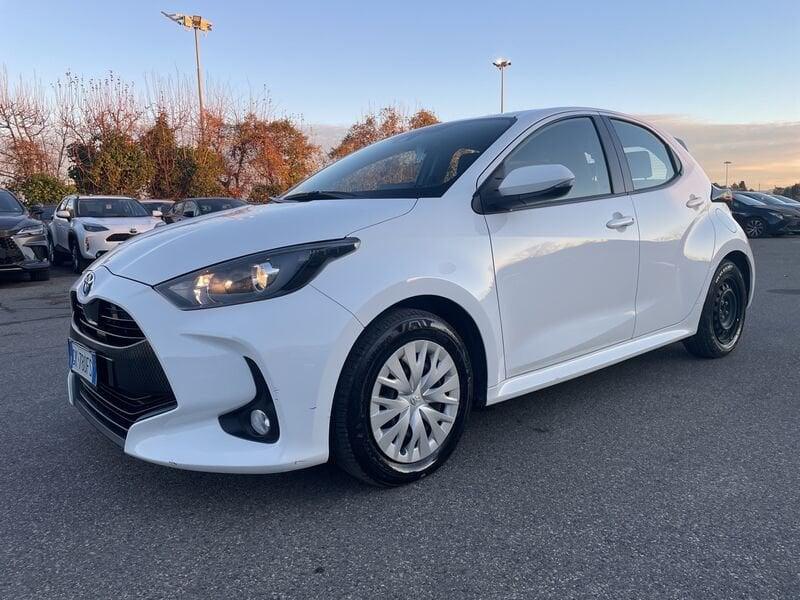 Toyota Yaris 1.5 Hybrid 5 porte Business