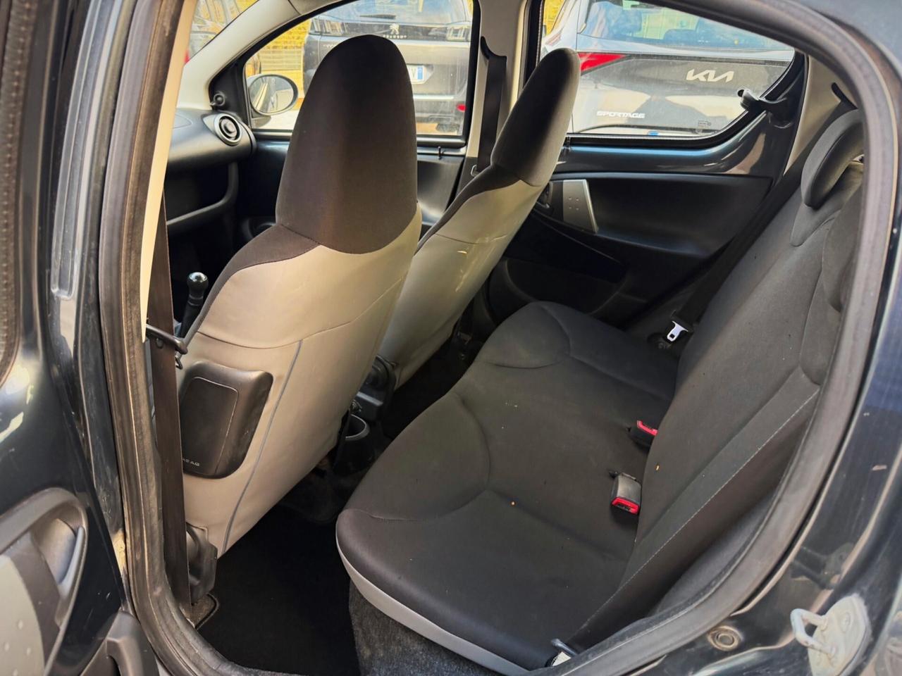 Toyota Aygo 1.0 12V VVT-i 3 porte Lounge Connect