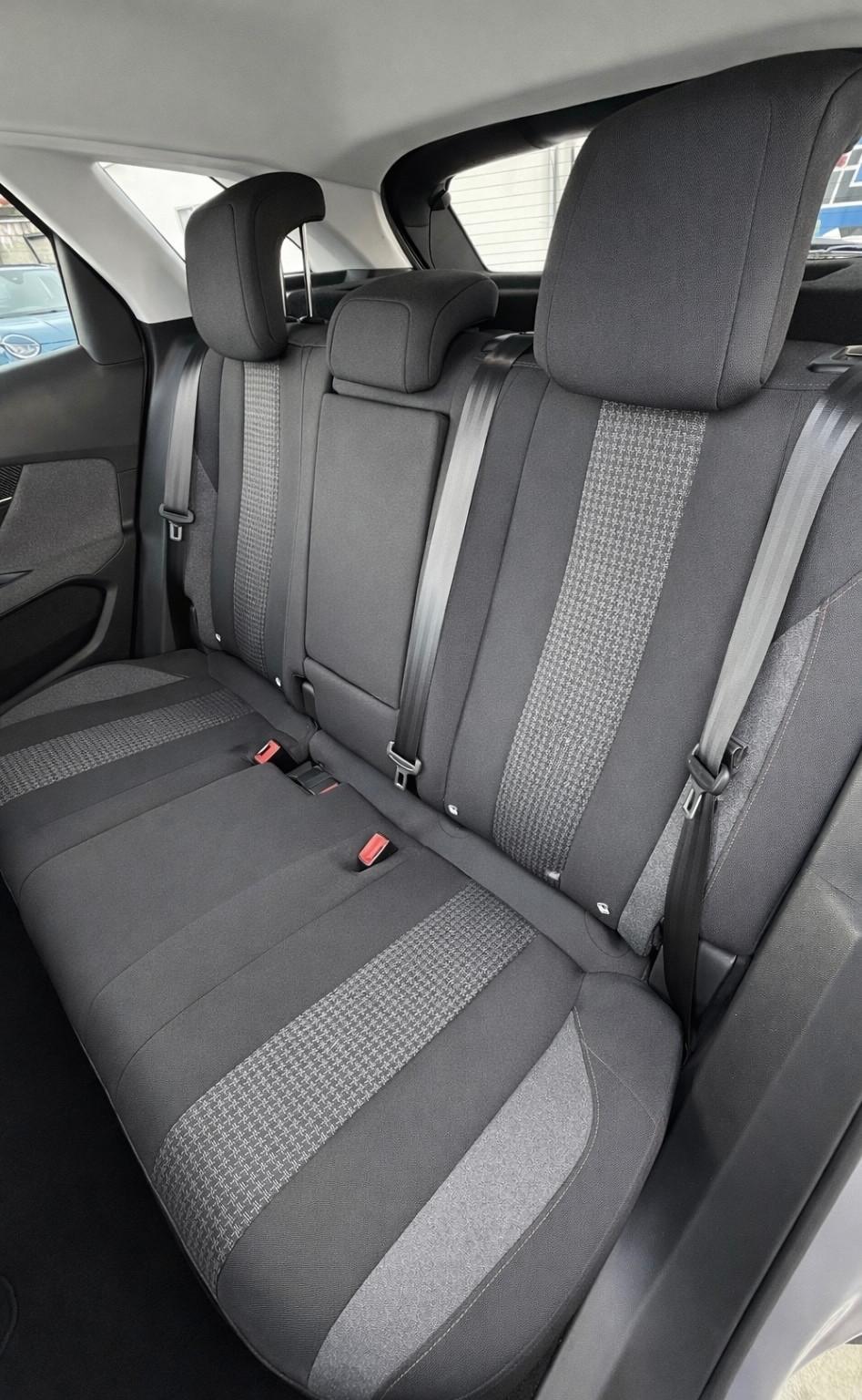 Peugeot 3008 1.5 Diesel Automatica 130 Cv