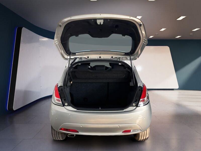 Lancia Ypsilon III 2021 1.0 firefly hybrid Gold s&s 70cv