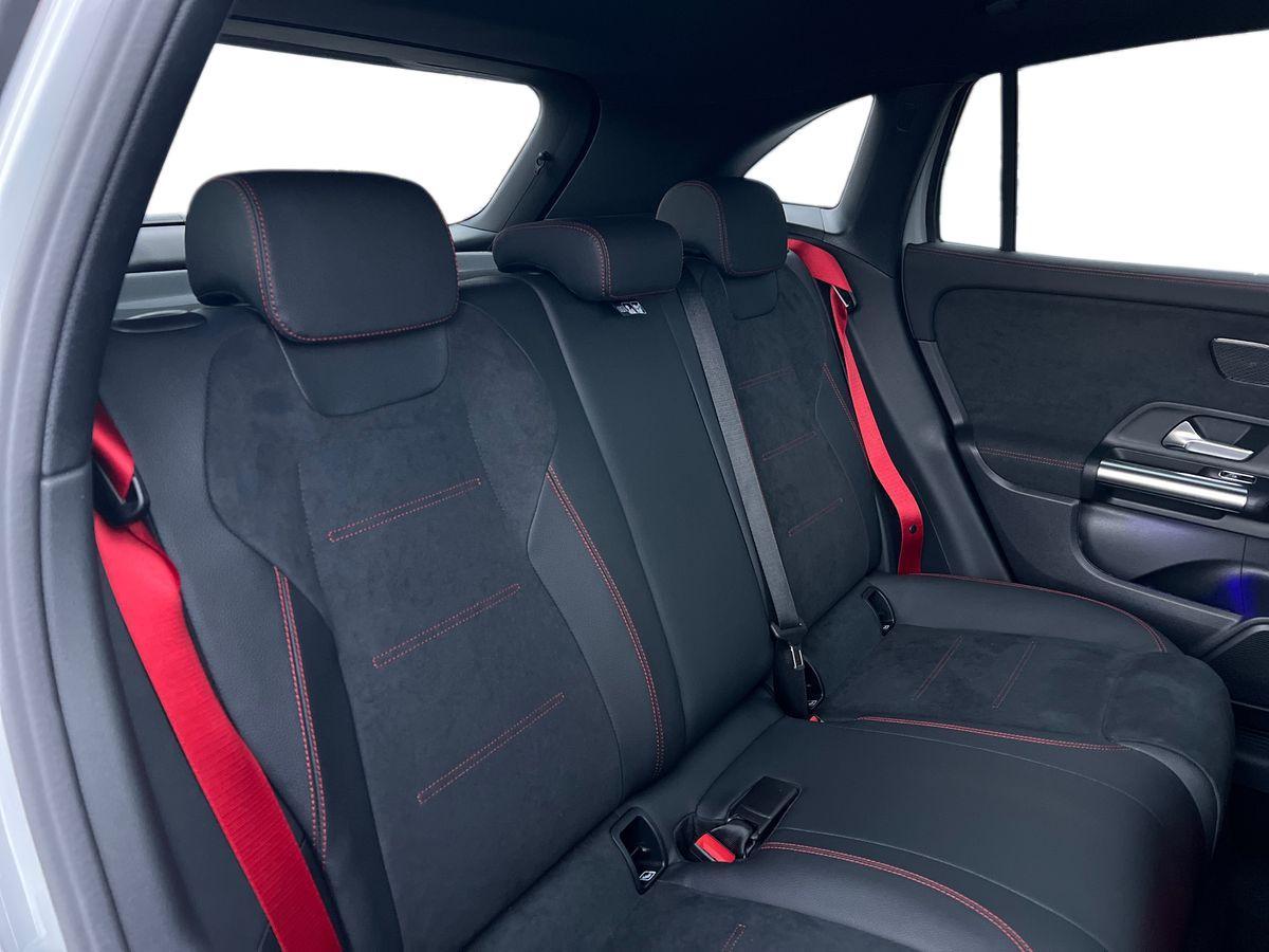 Mercedes-Benz Mercedes-AMG GLA 35 4MATIC