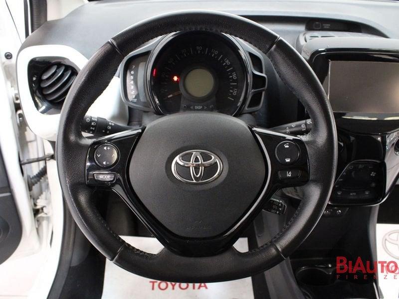 Toyota Aygo Aygo 5p 1.0 x-play my15