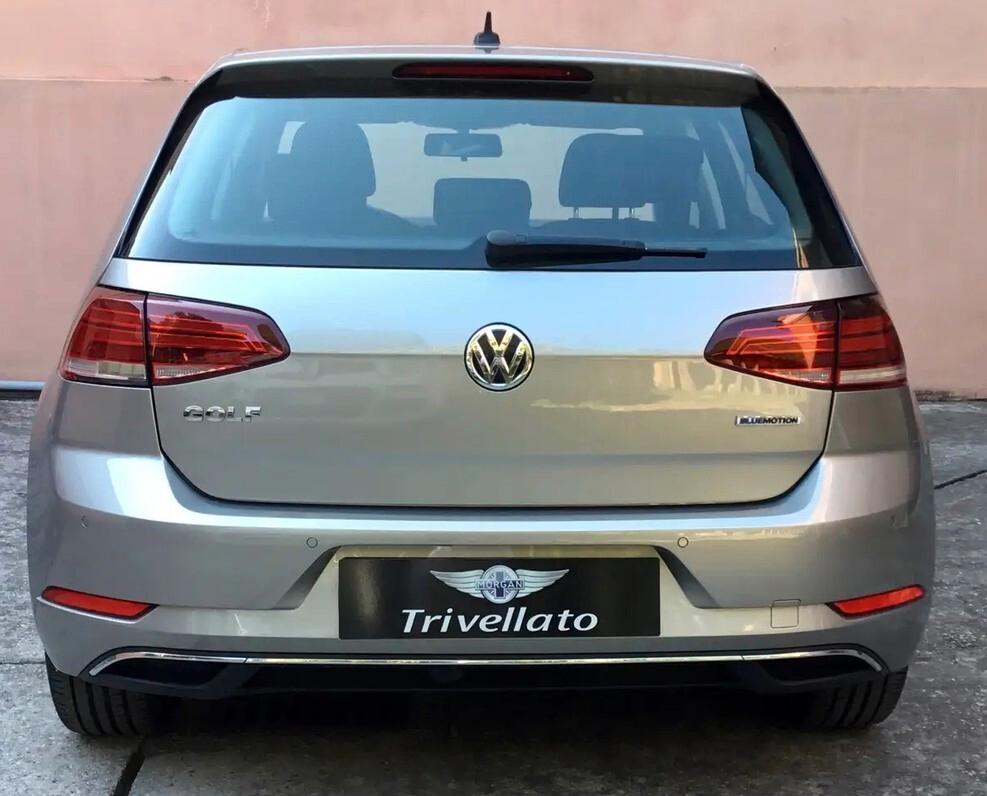 Volkswagen Golf GTI VII 2017 5p 1.5 tgi Business 130cv dsg