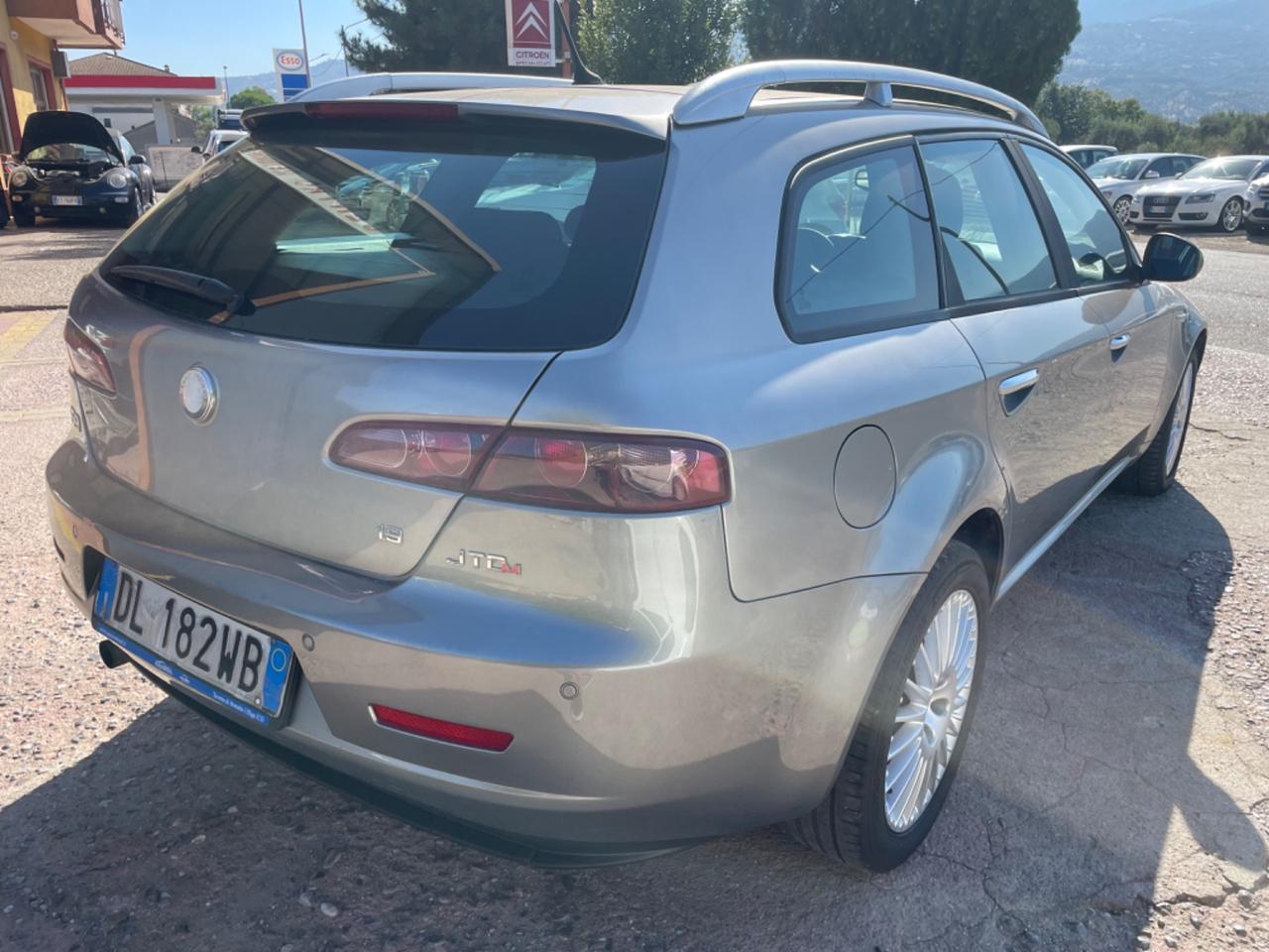 Alfa Romeo 159 1.9 JTDm 16V Sportwagon Exclusive