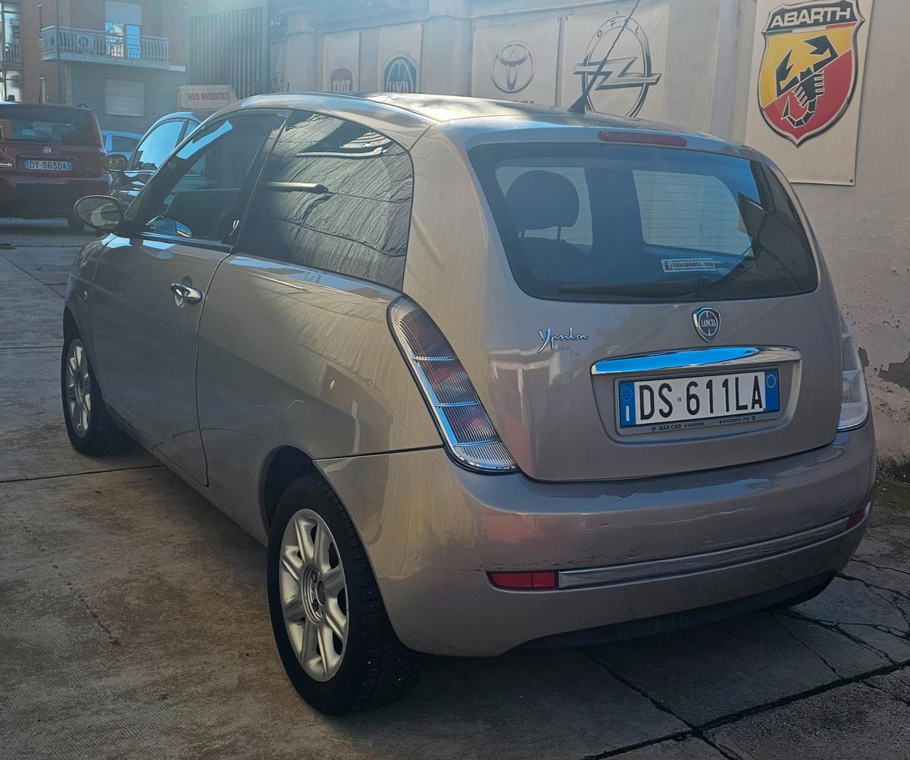 LANCIA YPSILON 1.2 60CV GPL NEOPATENTATI