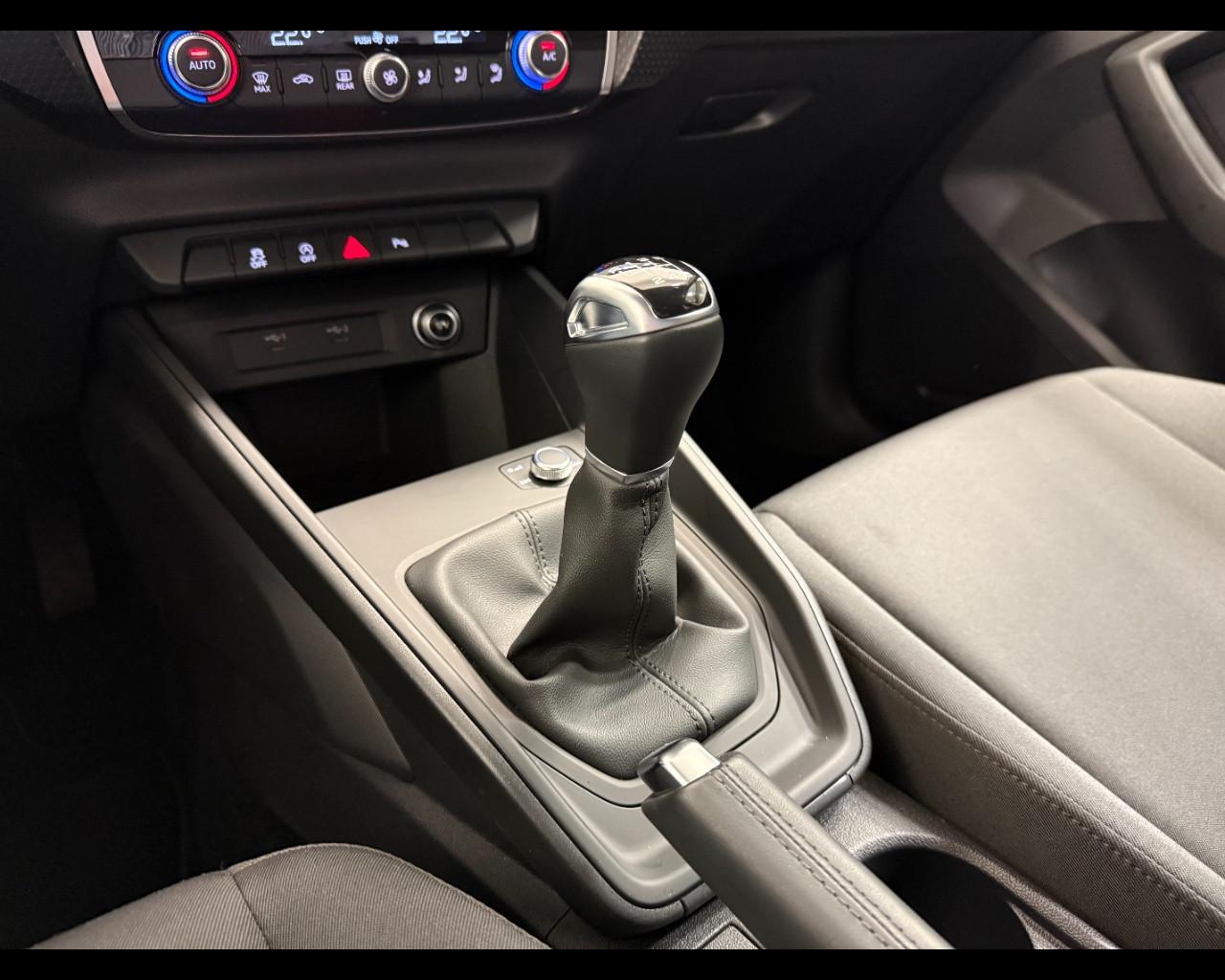 AUDI A1 SPORTBACK 30 TFSI BUSINESS