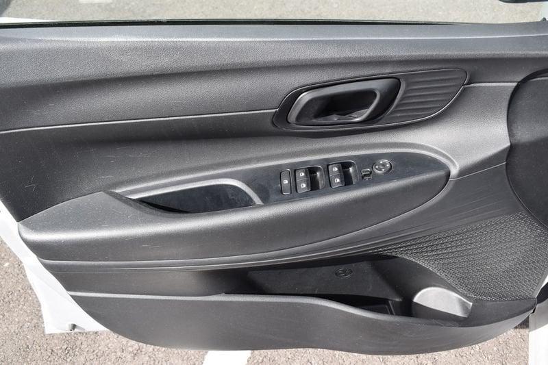 Hyundai i20 i20 1.2 MPI MT Connectline