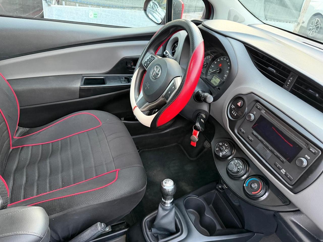 Toyota Yaris 1.0 benzina 3 porte