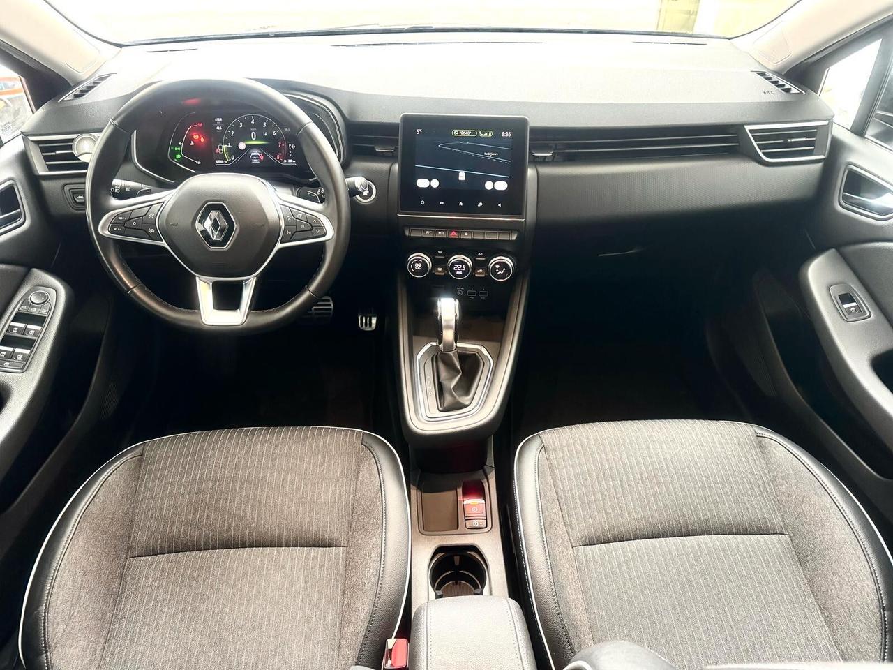 Renault Clio TCe 130 CV EDC FAP 5 porte Intens