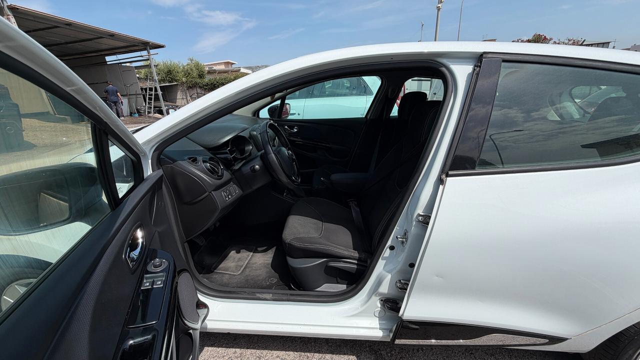 Renault Clio 1.2 75CV 5 porte Live