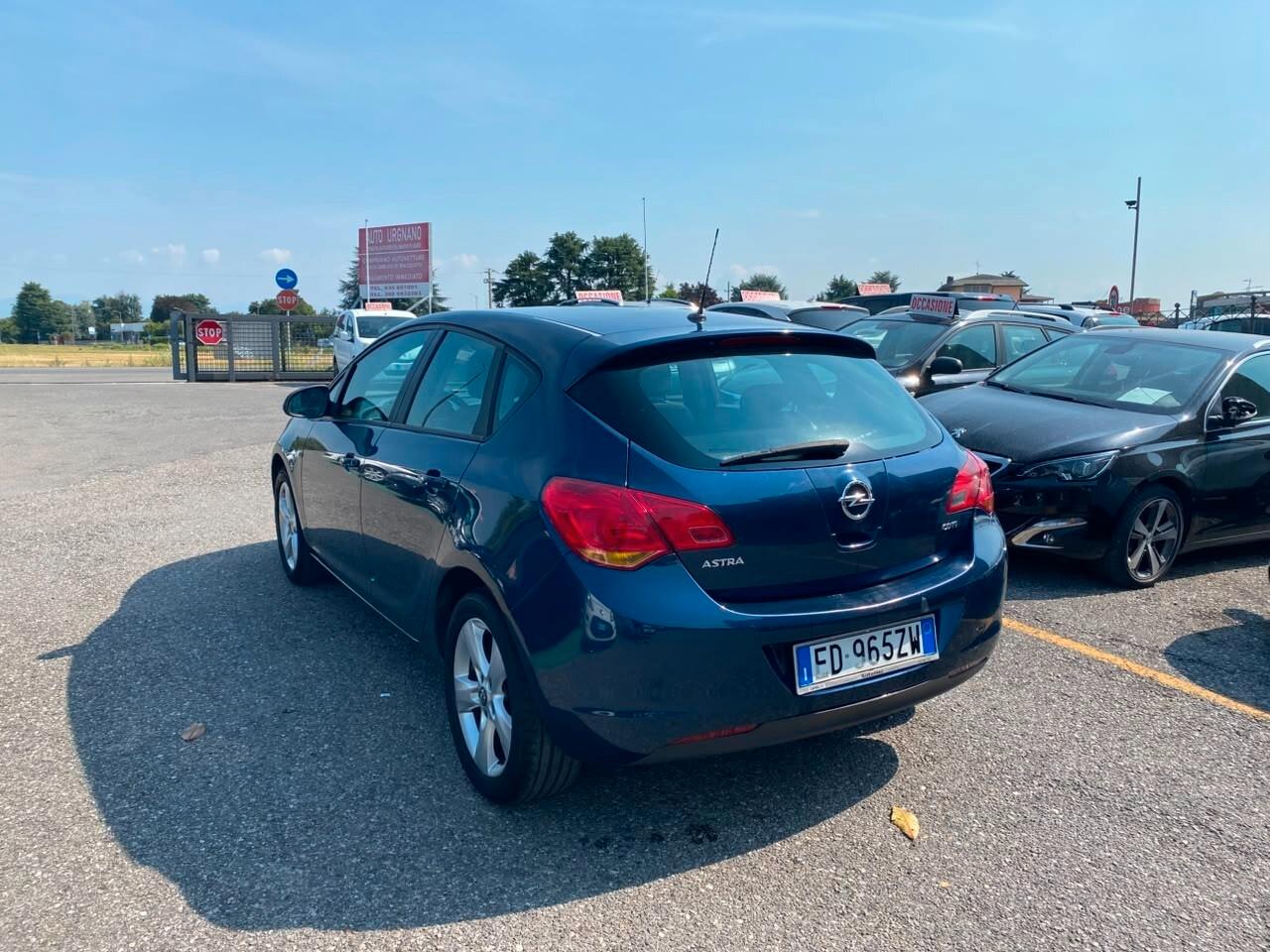 Opel Astra 1.7 CDTI 110CV Station Wagon Cosmo