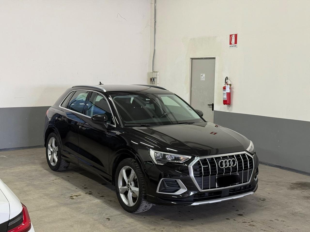 Audi Q3 35 TDI quattro S tronic Business Advanced