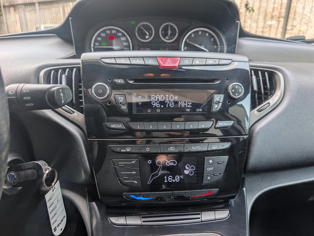 Lancia Ypsilon 1.2 69 CV 5 porte GPL Ecochic Platinum