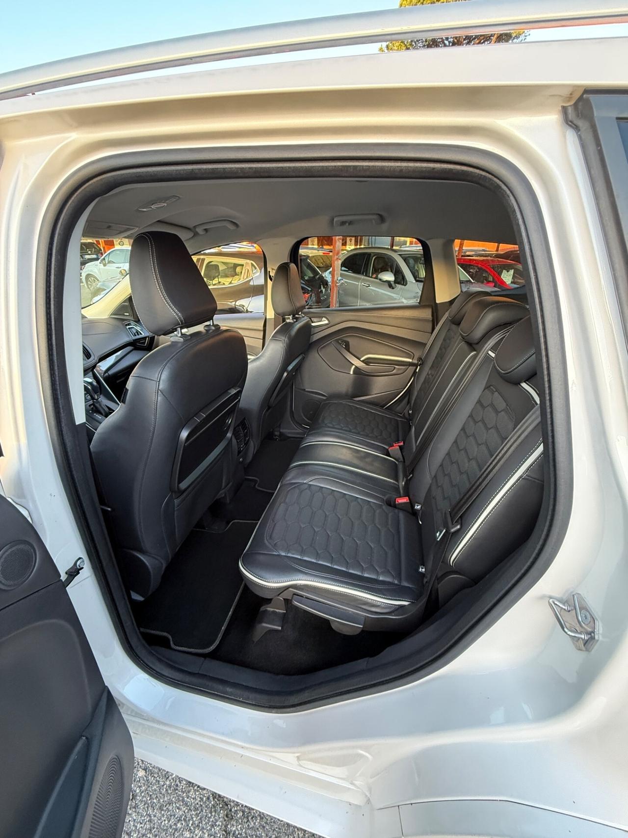 Kuga 2.0 TDCI 150 CV-4x4-AUTOMATICA-VIGNALE-rate