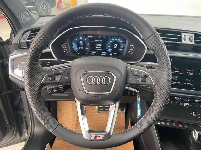 Audi Q3 Sportback 35 2.0 tdi S line edition s-tronic