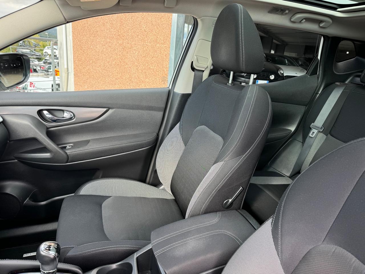 Nissan Qashqai 1.5 dCi N-Connecta