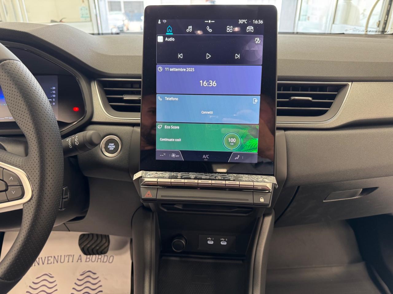Renault Captur Mild Hybrid 160 CV EDC Techno