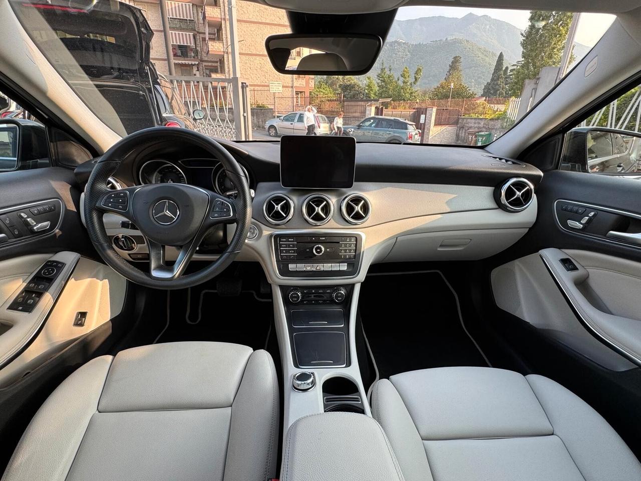 Mercedes-benz GLA 180 GLA 180 Premium