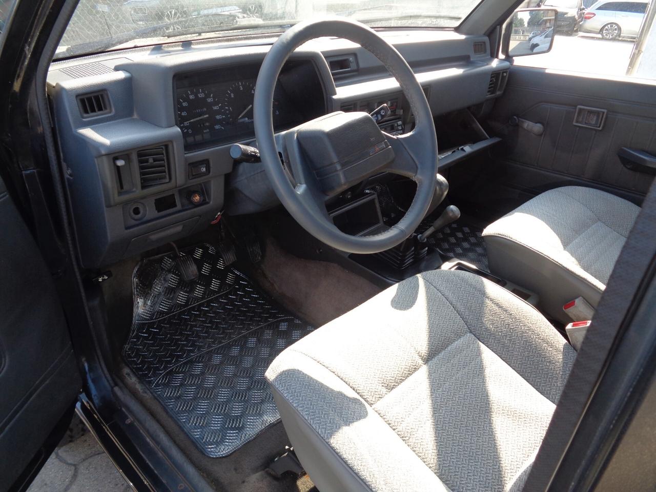 Mitsubishi L200 2.5 TD 4WD Club Cab Pick-up