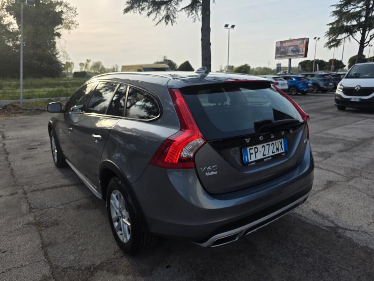 Volvo V60 Cross Country D3 Geartronic Pro