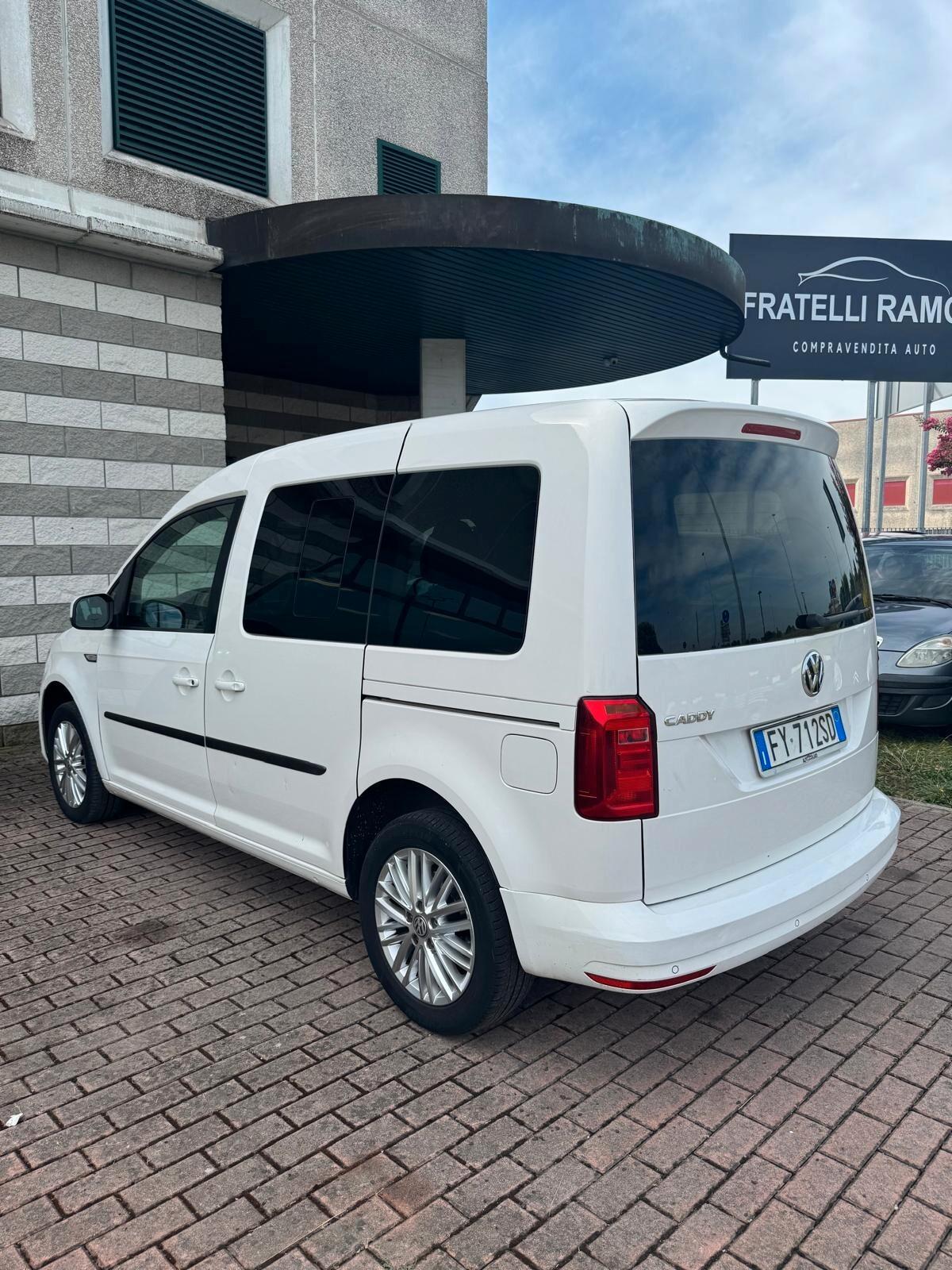Volkswagen Caddy 2.0 TDI 102 CV DSG Highline