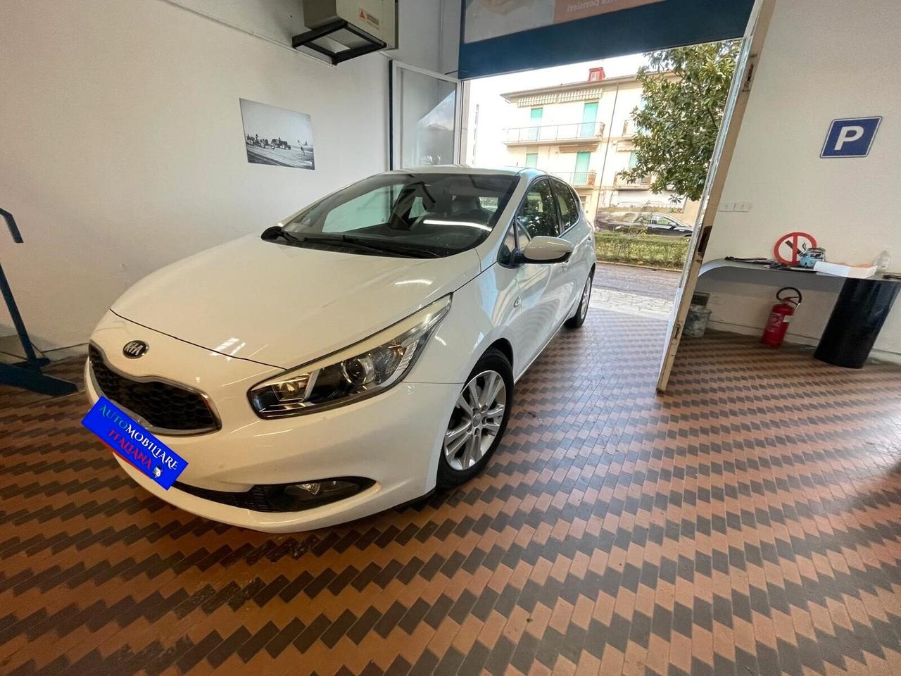 Kia Ceed cee'd 1.6 CRDi 110 CV 5 porte