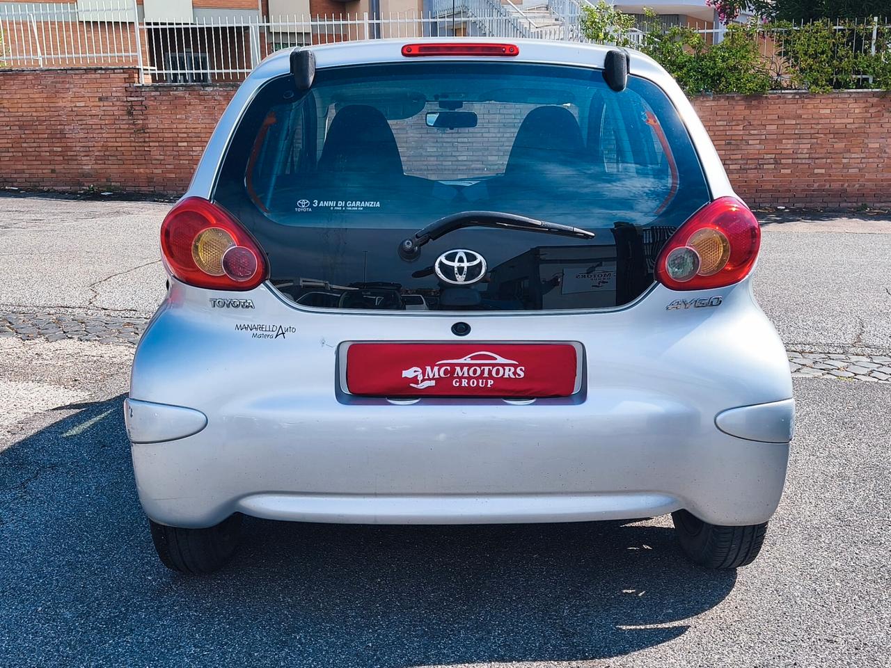 Toyota Aygo 1.0 12V VVT-i 5 porte Sol