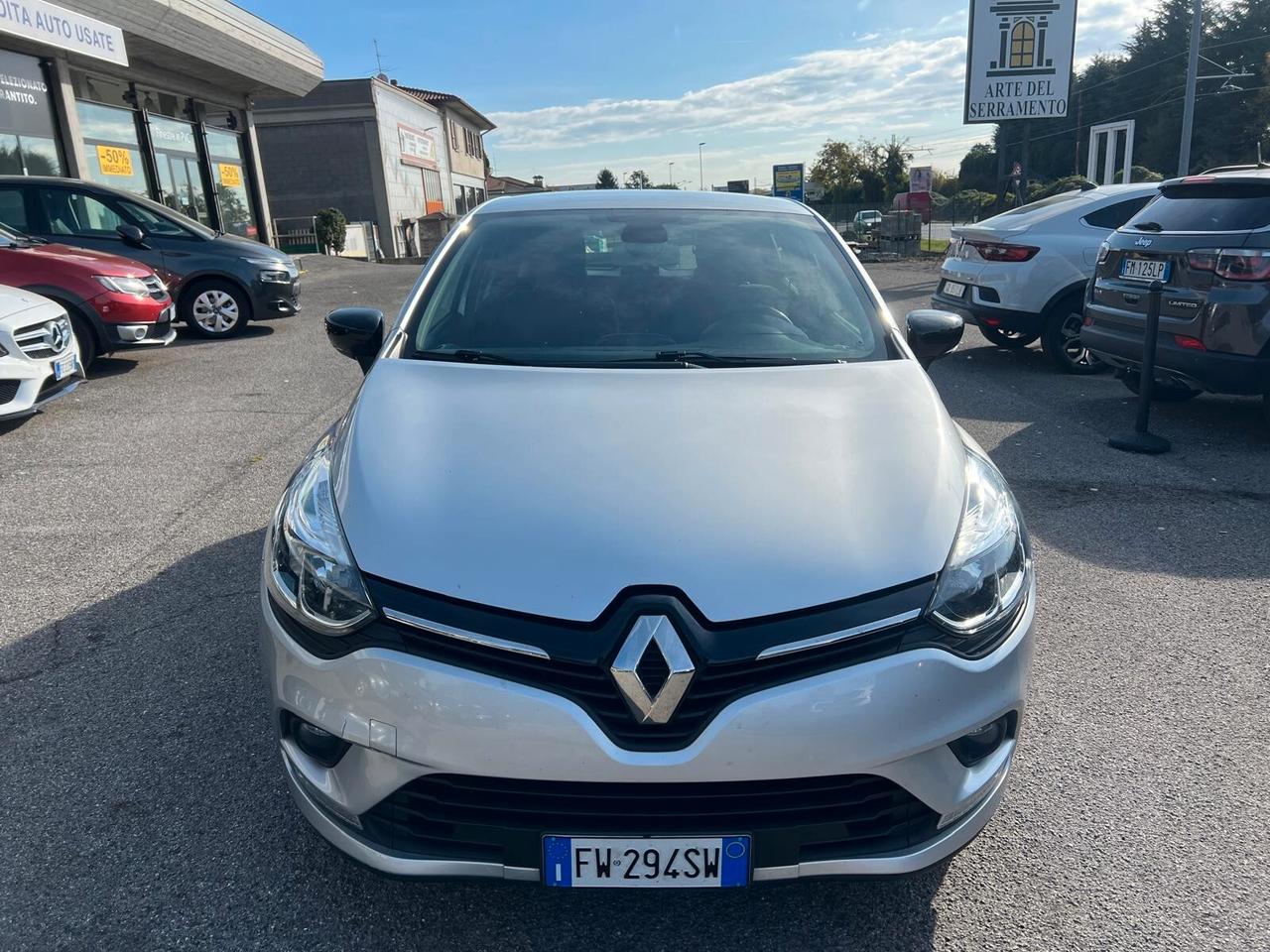 Renault Clio dCi 8V 75 CV 5 porte Moschino Intens