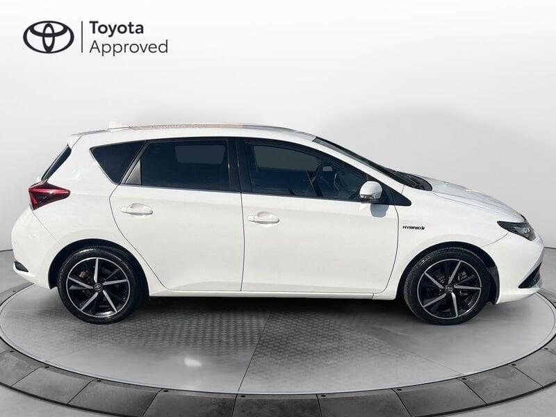 Toyota Auris 1.8 Hybrid Style