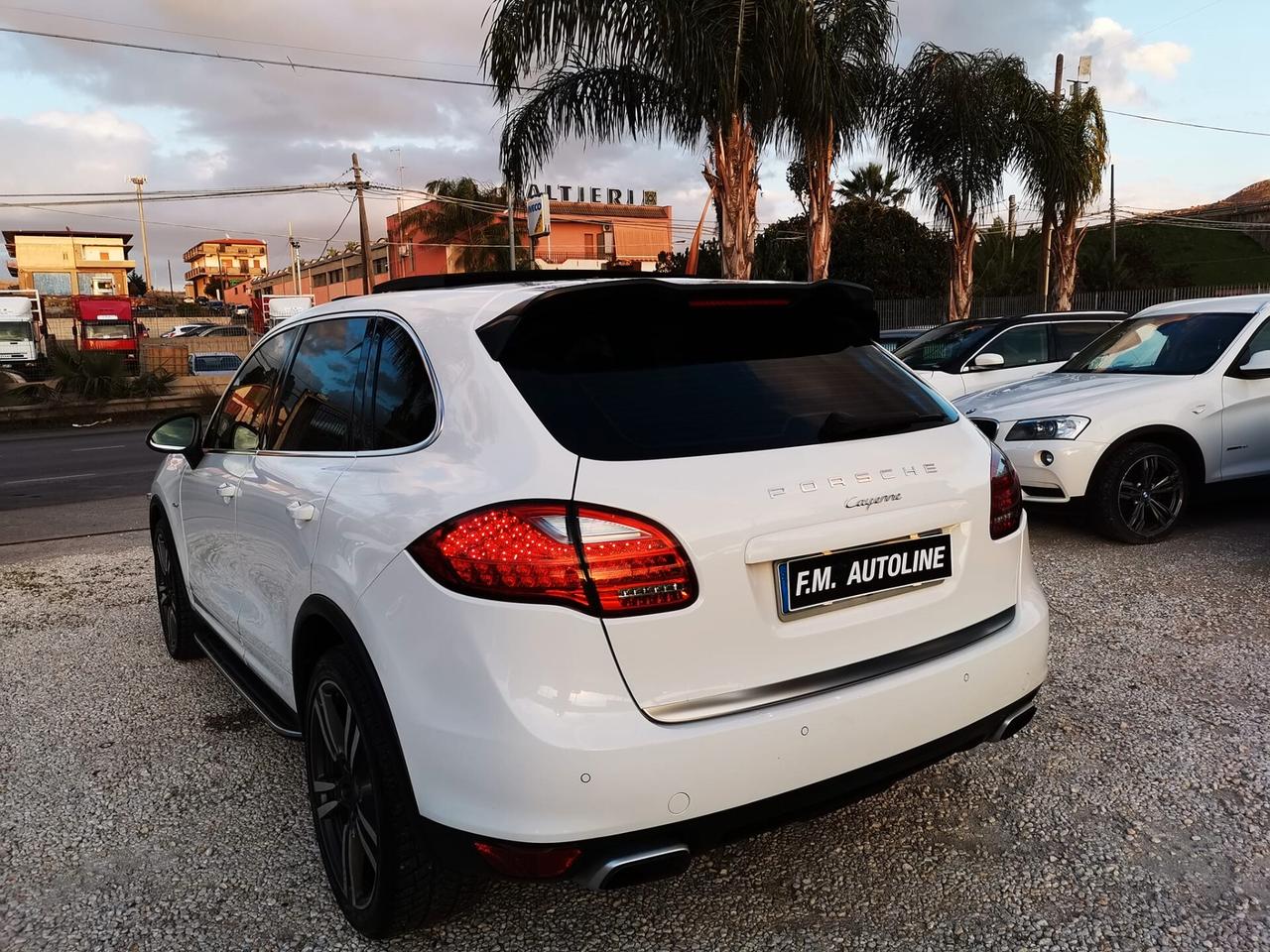 Porsche Cayenne 3.0 Diesel TETTO 2013