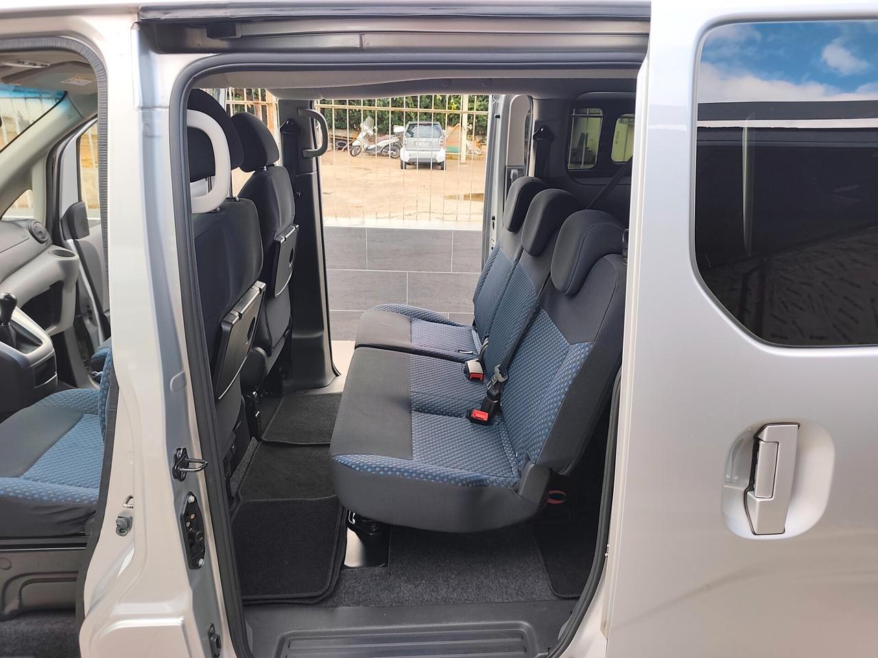 Nissan NV200 evalia 1.5 dCi 7 POSTI
