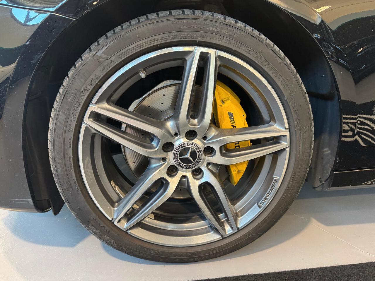 Mercedes-benz E 220 d Auto Premium AMG/TETTO/PELLE/MEMORY