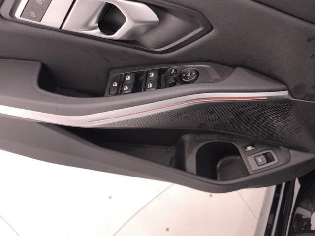 BMW 330 330e xdrive Sport auto