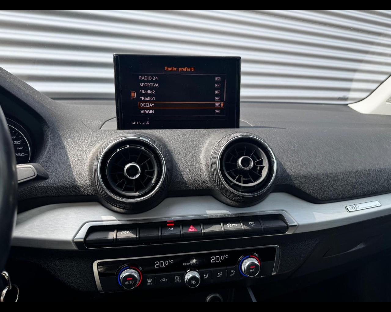 AUDI Q2 30 TDI BUSINESS