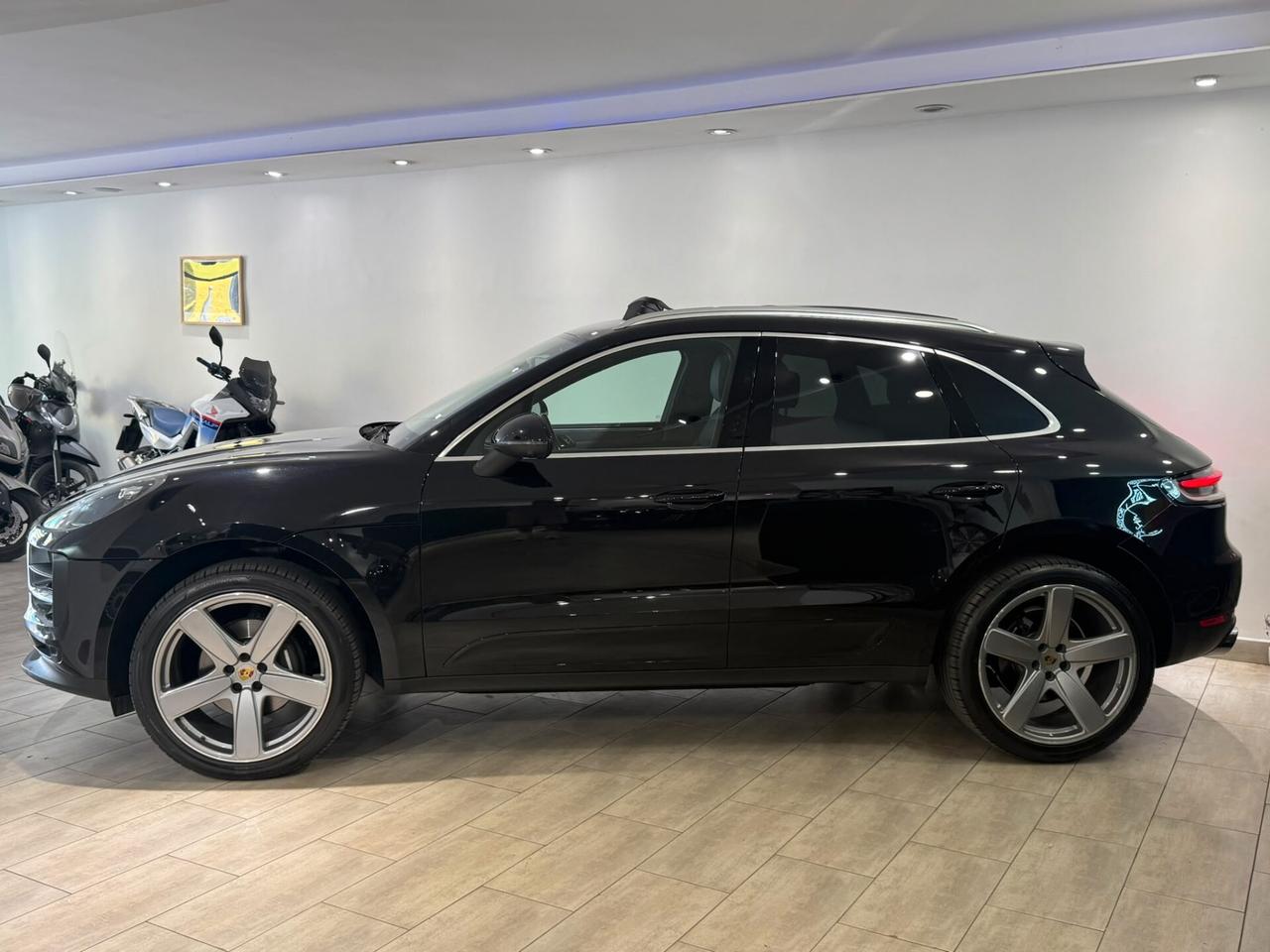 Porsche Macan 2.0 245CV PDK ANNO 2021
