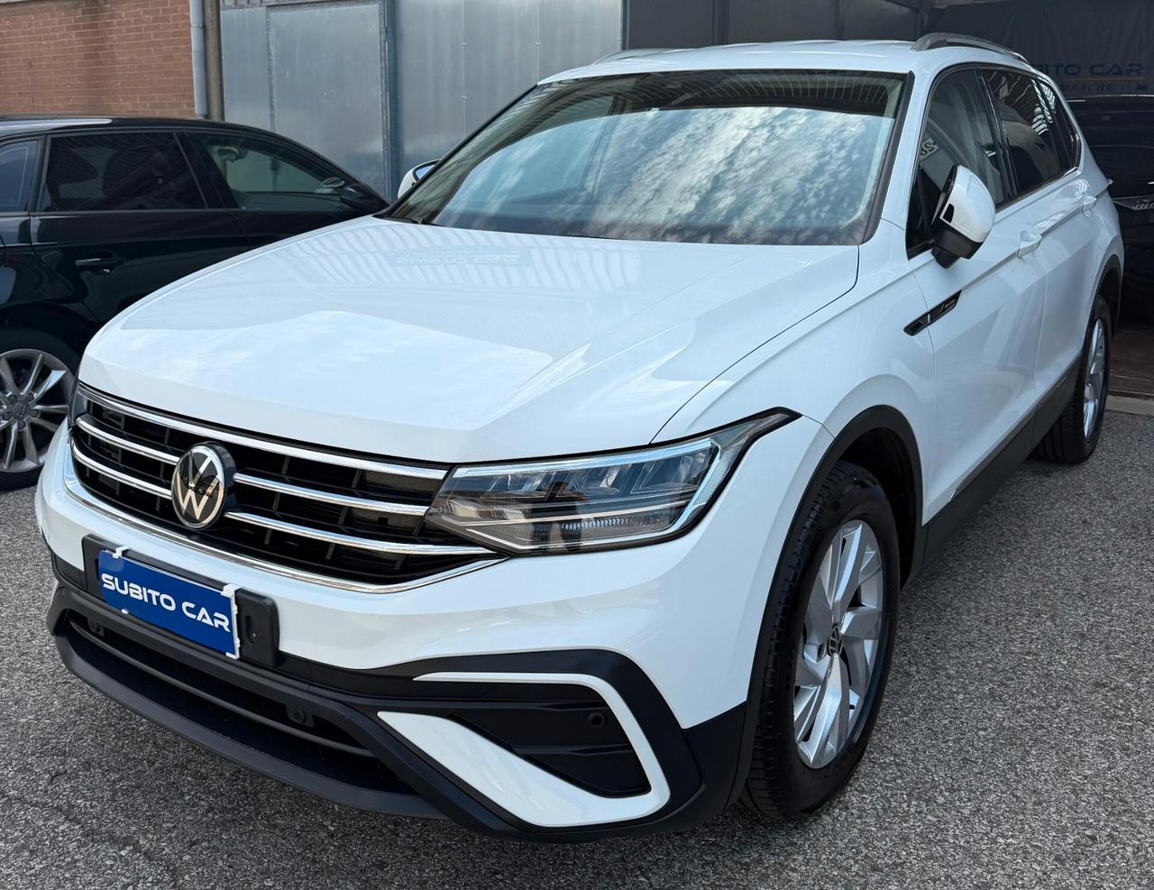 Volkswagen Tiguan Allspace 2.0 TDI SCR DSG 4MOTION Life 7 posti
