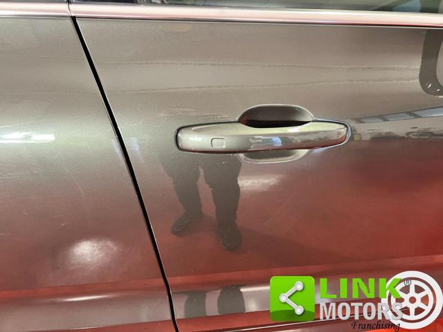 VOLVO XC60 B4 (d) Geartronic Momentum Pro TAGLIAND-GARANZIA