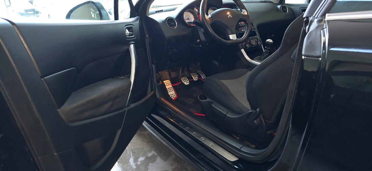 Peugeot 308 1.6 e-HDi 115CV cabrio