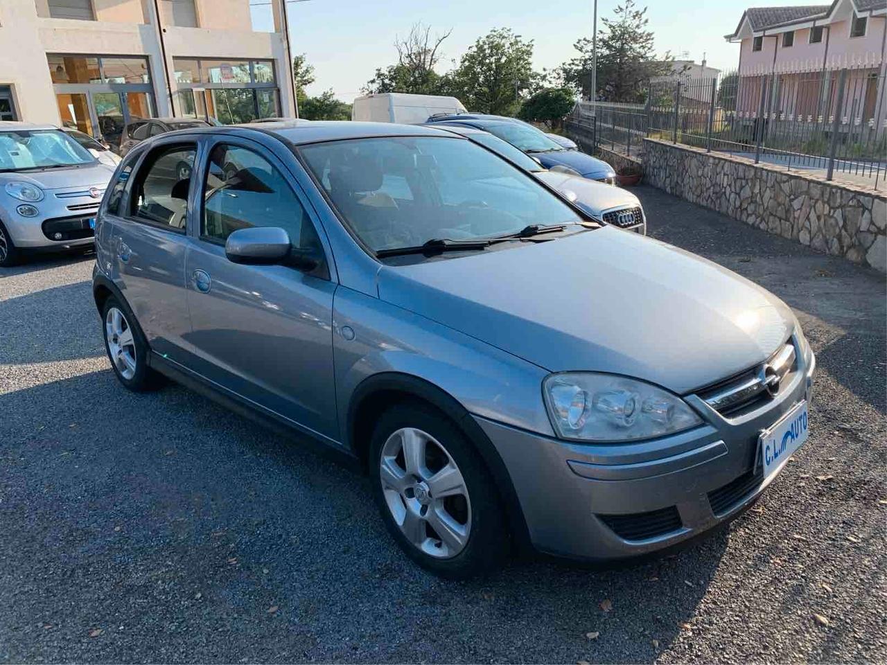 Opel Corsa 1.2i